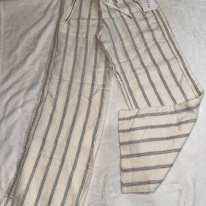 Athleta Beige and Blue Striped Joggers